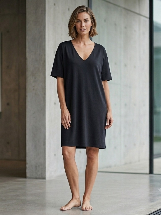 Babaton Dresses & Skirts - Babaton Black V-Neck Short Sleeve Mini Dress Size L
